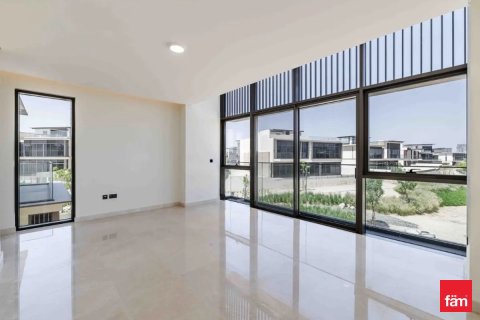 Villa de 4 dormitorios  No. 106566 6