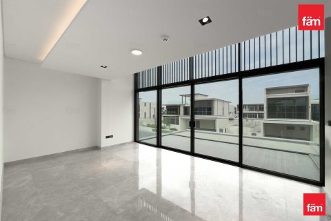 Villa de 4 dormitorios  No. 106566 8