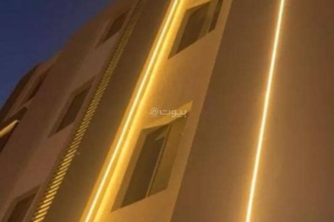 900m² Building in Riyadh, Saudi Arabia No. 98789 1