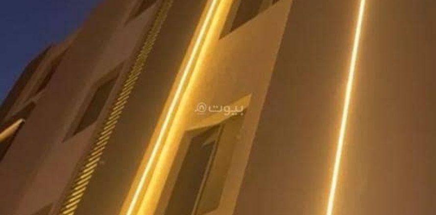 900m² Building in Riyadh, Saudi Arabia No. 98789