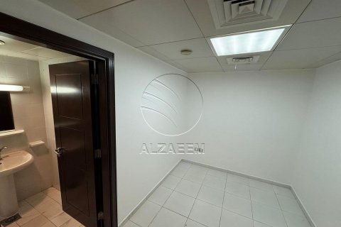3 bedrooms Apartment in Corniche Road, UAE No. 26982 25