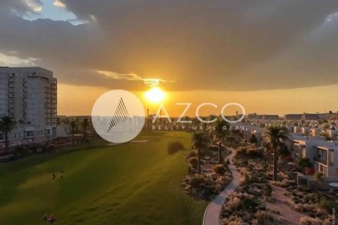 Apartment de 3 dormitorios en EMAAR South, UAE No. 82443 7