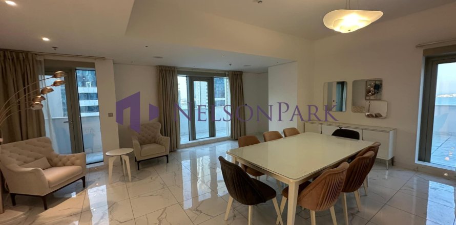 4 bedrooms Apartment in Doha, Qatar No. 58458