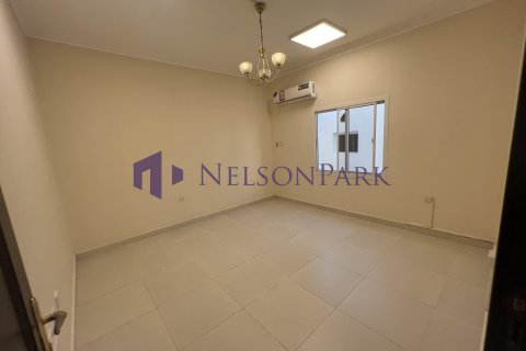 4 bedrooms Villa in Doha, Qatar No. 58171 13