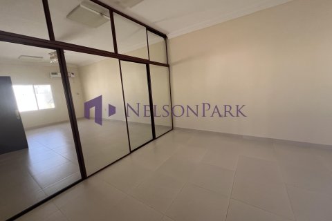 4 bedrooms Villa in Doha, Qatar No. 58171 15