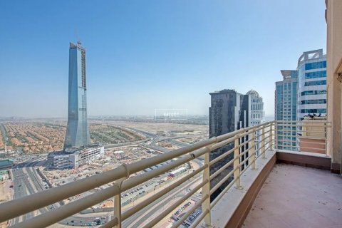Apartment de 2 dormitorios en Jumeirah Lake Towers, UAE No. 104798 2