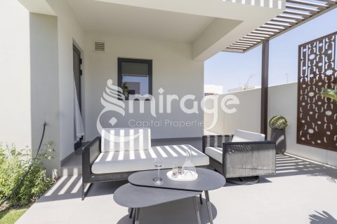 3 bedrooms Townhouse on the Yas Island, UAE No. 81183 2