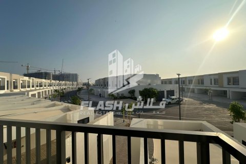2 غرف نوم تاون هاوس في Mina Al Arab, الإمارات العربية المتحدة رقم 88321 25