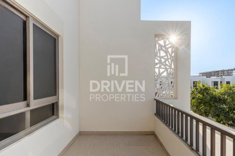 Townhouse de 4 dormitorios en Town Square, UAE No. 84918 18