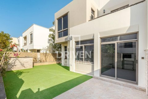 Townhouse de 4 dormitorios en Town Square, UAE No. 84918 9