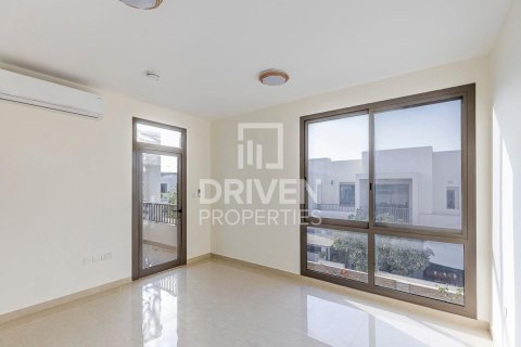 Townhouse de 4 dormitorios en Town Square, UAE No. 84918 10