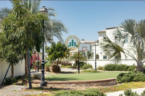 3 bedrooms Villa in Mirdif, UAE No. 6584 23