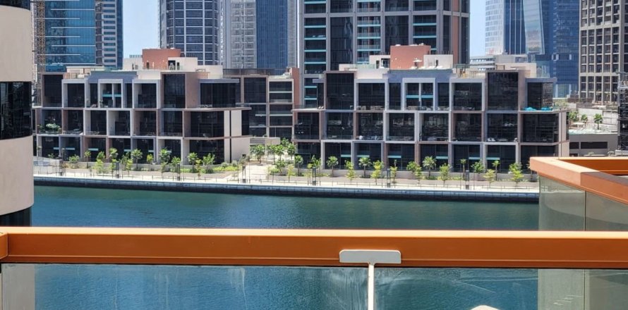 Appartement de 2 chambres à Business Bay, UAE No. 89547