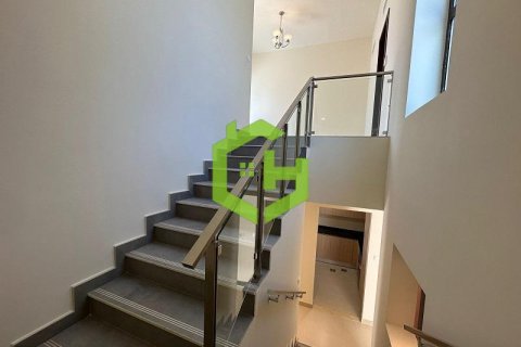 Таунхаус с 4 спальнями в District 11, ОАЭ №22607 16