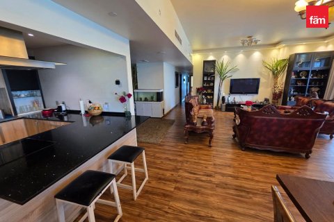 Apartment de 4 dormitorios en Business Bay, UAE No. 87701 3