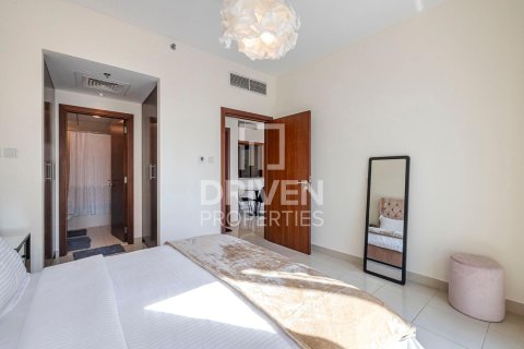 1 غرف نوم شقة في Standpoint Towers, الإمارات العربية المتحدة رقم 31535 8