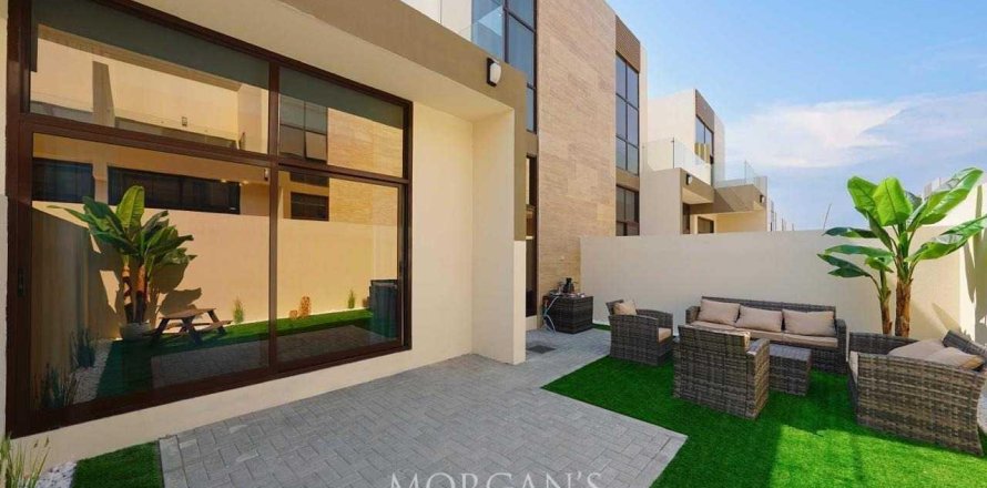 Villa de 4 chambres à District 11, UAE No. 81733