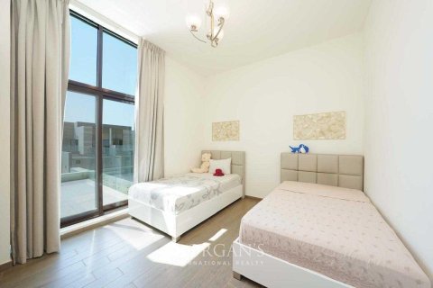 Villa de 4 chambres à District 11, UAE No. 81733 9