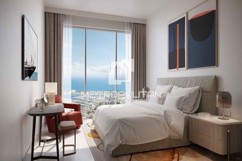 3 bedrooms Apartment in EMAAR Beachfront, UAE No. 5302 5