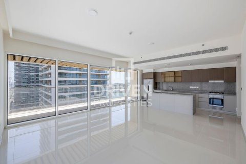 2 bedrooms Apartment in EMAAR Beachfront, UAE No. 83707 4