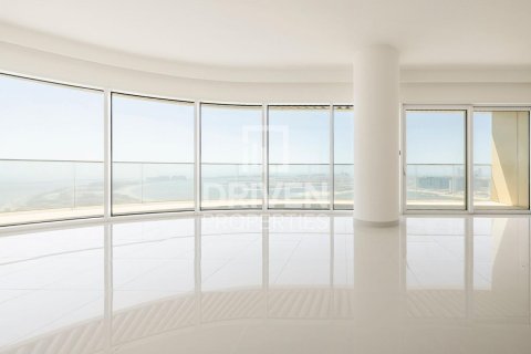 3 bedrooms Apartment in EMAAR Beachfront, UAE No. 83706 4