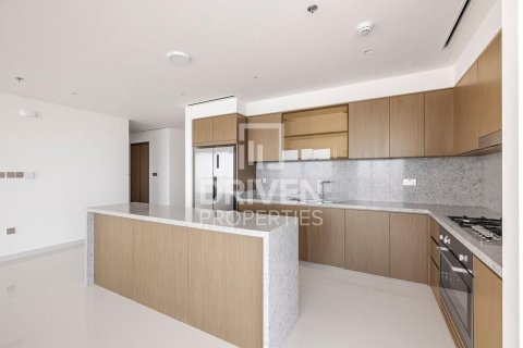 3 bedrooms Apartment in EMAAR Beachfront, UAE No. 83706 10