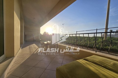 Квартира с 2 спальнями в Al Hamra Village, ОАЭ №88548 13