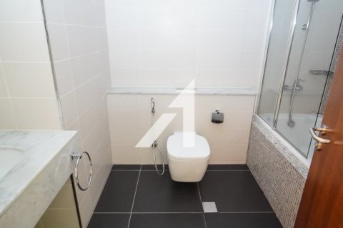 Apartment de 1 dormitorio en Central Park Tower, UAE No. 90895 14