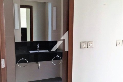 Apartment de 1 dormitorio en Central Park Tower, UAE No. 90895 15