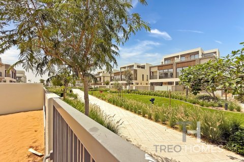 4 bedrooms Villa in Tilal Al Ghaf, UAE No. 80312 3