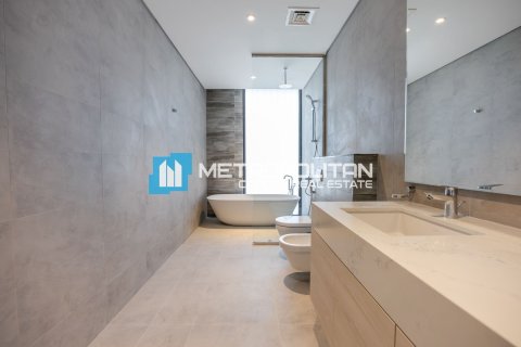 4 bedrooms Villa on the Saadiyat Island, UAE No. 33356 25