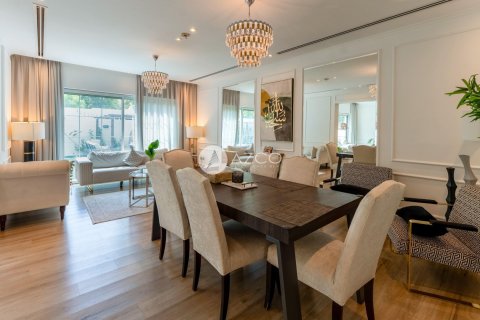 Villa de 4 dormitorios en Jumeirah Park, UAE No. 101698 5