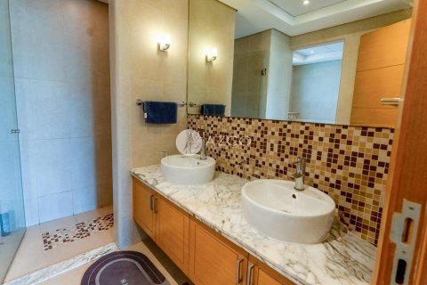 Villa de 4 dormitorios en Jumeirah Park, UAE No. 101698 32