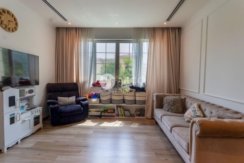 Villa de 4 dormitorios en Jumeirah Park, UAE No. 101698 9