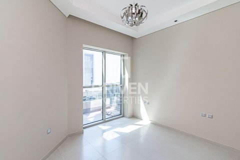 Квартира с 2 спальнями в Умм-аль-Шеиф, ОАЭ №85801 4