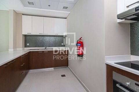 Квартира с 2 спальнями в Умм-аль-Шеиф, ОАЭ №85801 8