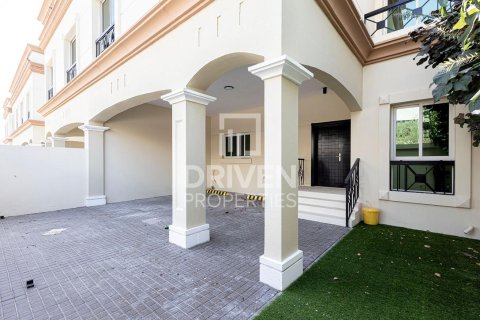 4 غرف نوم فيلا في Al Barsha 1, الإمارات العربية المتحدة رقم 85795 19