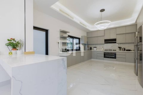 Villa de 6 dormitorios en Jumeirah Park, UAE No. 90436 2