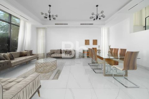 Villa de 6 dormitorios en Jumeirah Park, UAE No. 90436 8