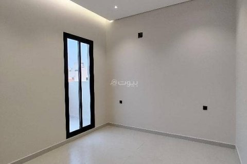 Villa de 4 chambres à Riyadh, Saudi Arabia No. 60100 13