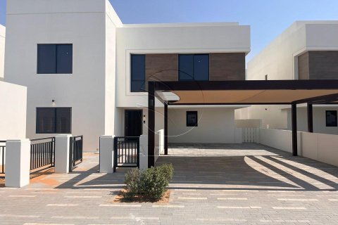 5 bedrooms Villa on the Yas Island, UAE No. 90017 2