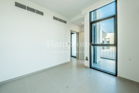 Villa de 4 dormitorios en Sun, UAE No. 72721 2