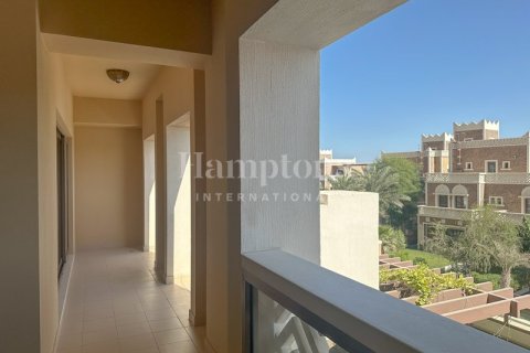 Apartment de 2 dormitorios en FIVE Palm Jumeirah, UAE No. 72720 12