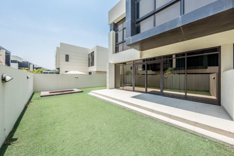 Townhouse de 4 dormitorios en Flora, UAE No. 72725 19