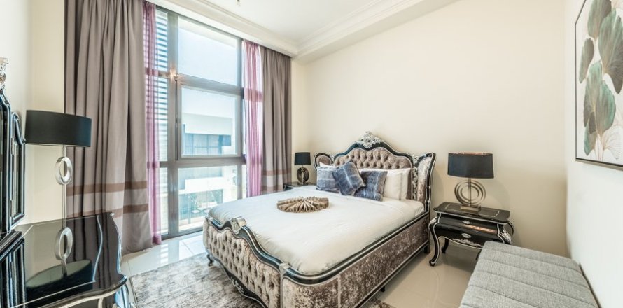 Townhouse de 4 dormitorios en Flora, UAE No. 72725