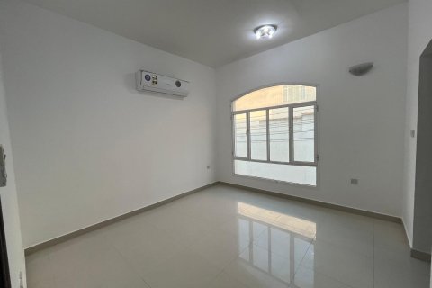 5 bedrooms Twin Villa in Bawshar, Oman No. 54750 3