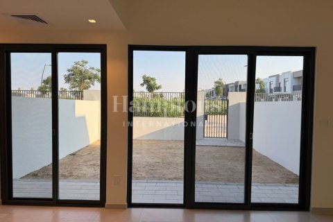 Townhouse de 3 dormitorios en Dubai South (Dubai World Central), UAE No. 73273 12