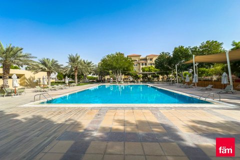 Appartement de 2 chambres à Dubai, UAE No. 103334 9