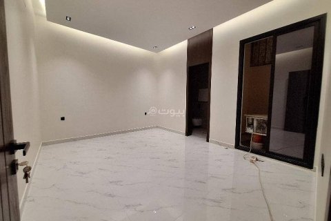 Квартира с 4 спальнями в Эр-Рияд, Саудовская Аравия №99480 11