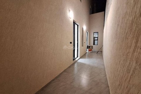 Квартира с 4 спальнями в Эр-Рияд, Саудовская Аравия №99480 17